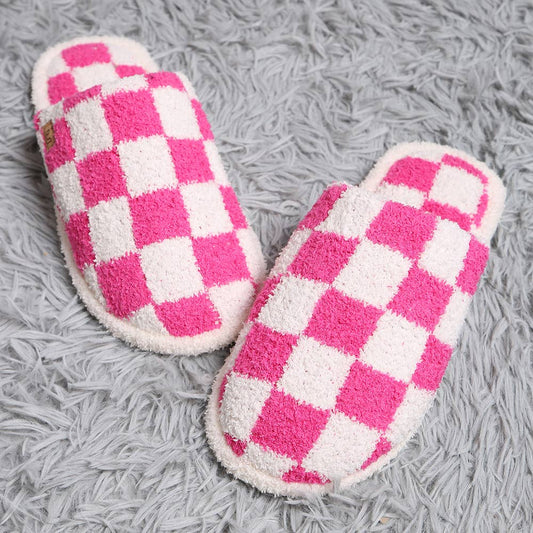 Checkerboard Soft Home Indoor Floor Slippers: Pink / S/M